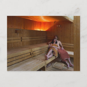 Cartão Postal Itália, Toscana, Jovem casal relaxando na sauna