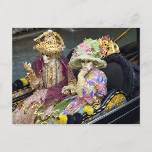 Cartão Postal Itália, Veneza. Casal vestido com fantasias para