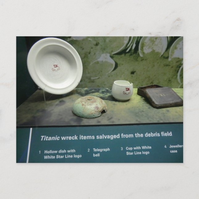 Cartão Postal Itens Salvados do Titanic (Frente)