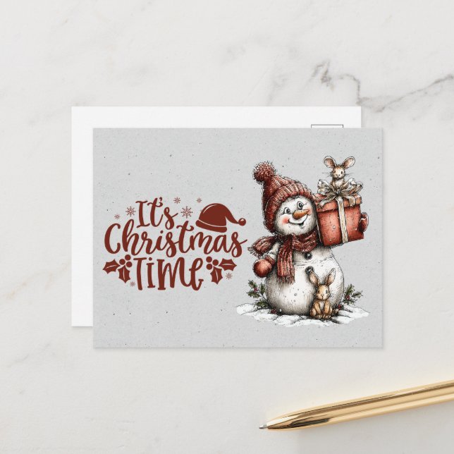 Cartão Postal It's Christmastime Snowman Holding Gift and Mouse (Frente/Verso In Situ)