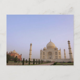 Cartão Postal Jardins de Charbagh vazios no Taj Mahal no