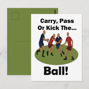 Cartão Postal Jogador de Rugby Carrega, Passe ou Chute a Bola 