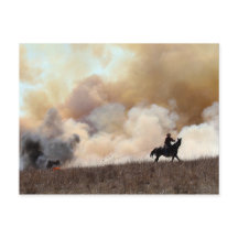 Kansas Rancher Iniciando um Burn Controlado