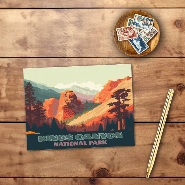 Cartão Postal Kings Canyon National Park Montanhas da Califórnia (A Kings Canyon National Park in California postcard displaying sequoia trees and granite mountains.)