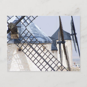 Cartão Postal La Mancha, Espanha. Don Quixote, famosamente incli