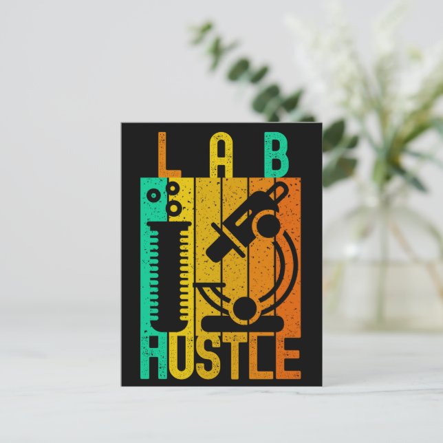 CARTÃO POSTAL LAB HUSTLE - #LABLIFE (Em pé/Frente)