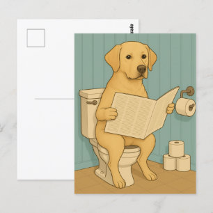 Cartão Postal Labrador Amarelo lendo jornal em Toilet