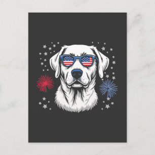 Cartão Postal Labrador Patriótico com Óculos de Sol dos EUA