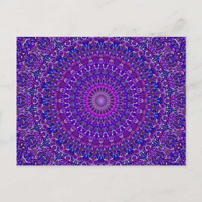 Cartão Postal Lace Mandala em roxo e azul (Frente)