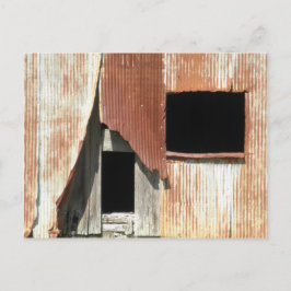 Cartão Postal Lado da antiga janela do prédio do Barn Foto rusti