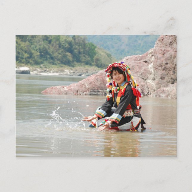 Cartão Postal Lady Padaung (Frente)