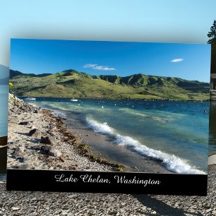 Cartão Postal Lago Ensolarado Praia de Chelan Paisagem Cênica Es
