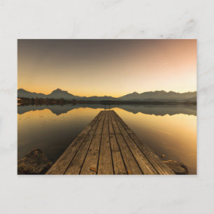 Cartão Postal Lago Hopfen com Montanhas Jetty & Alps