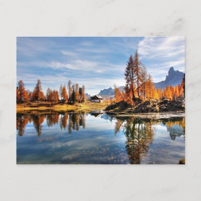 Cartão Postal Lago Refletor nas montanhas italianas do Dołzegovi (Frente)