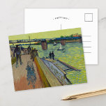 Cartão Postal Le Pont de Trinquetaille | Vincent van Gogh<br><div class="desc">Le pont de Trinquetaille (1888) | Vincent van Gogh, Le pont de Trinquetaille (1888), apresenta uma visão impressionante da ponte em Trinquetaille, em Arles, França. A pintura apresenta pinceladas ousadas e expressivas e cores vibrantes, mostrando o estilo único de Impressionista Poste de Van Gogh. A composição destaca a estrutura da...</div>