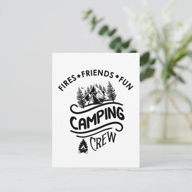 Cartão Postal Lema engraçado de equipe de camping amigos camper (Em pé/Frente)
