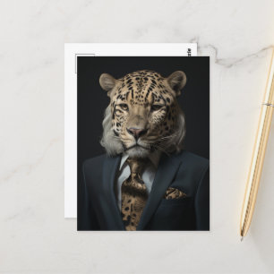 Cartão Postal Leopardo em uma arte de fantasia de Business Suit