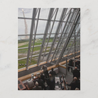 Cartão Postal Lift Off