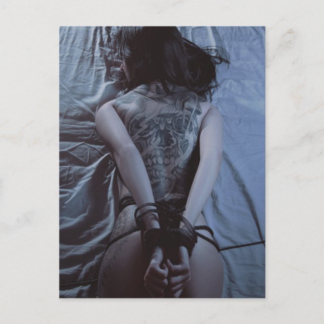 Cartão Postal Ligado ● Cartão-postal de foto B&W tatuado (Frente)