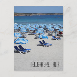 Cartão Postal Linda Cena de Praia da Baía de Mellieha, Malta