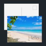 Cartão Postal Linda Foto Sunny Tropical Beach Olá<br><div class="desc">Cartão postal com uma fotografia adorável. Uma praia branca arenosa com água azul azure. Relaxando a imagem com um céu ensolarado e um surf espumante gentil com algumas folhas tropicais bonitinhas moldando a imagem.</div>