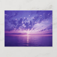 Lindo pôr do sol roxo