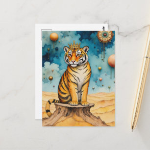 Cartão Postal Lindo Tigre Fofo em uma Coroa de Ouro