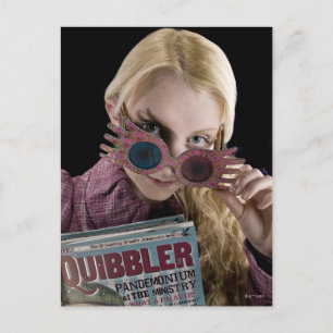 Cartão Postal Luna Lovegood Espia por Cima dos Óculos