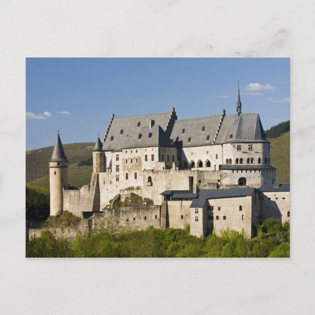 Cartão Postal Luxemburgo, Vianden. Vianden Chateau (b) 15 (Frente)
