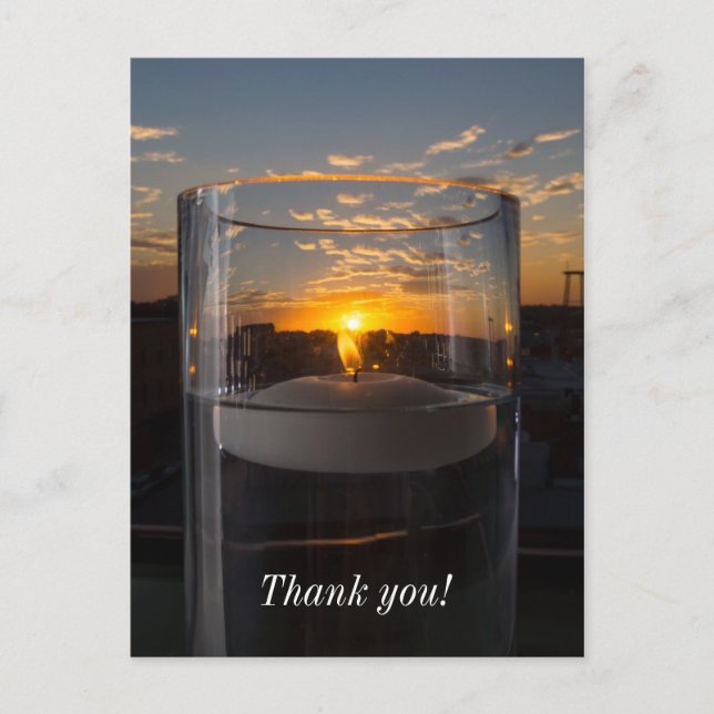 Cartão Postal Luz de velas ao pôr do sol (Frente)