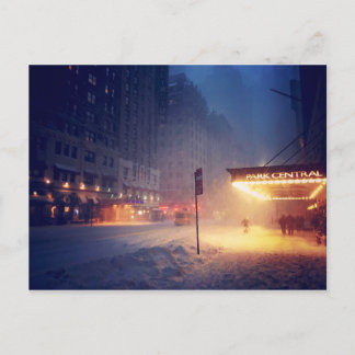 Cartão Postal Luzes Quentes Em Uma Noite Fria