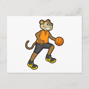 Cartão Postal Macaco em esportes de basquete