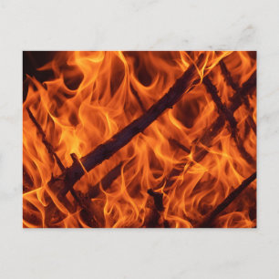 Cartão Postal macro de chama de incêndio na lareira