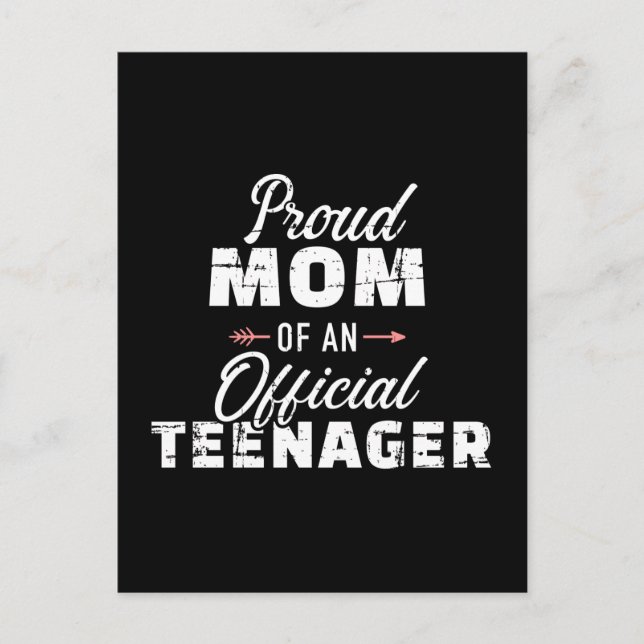 Cartão Postal Mãe orgulhosa do aniversário de 13 anos do adolesc (Frente)