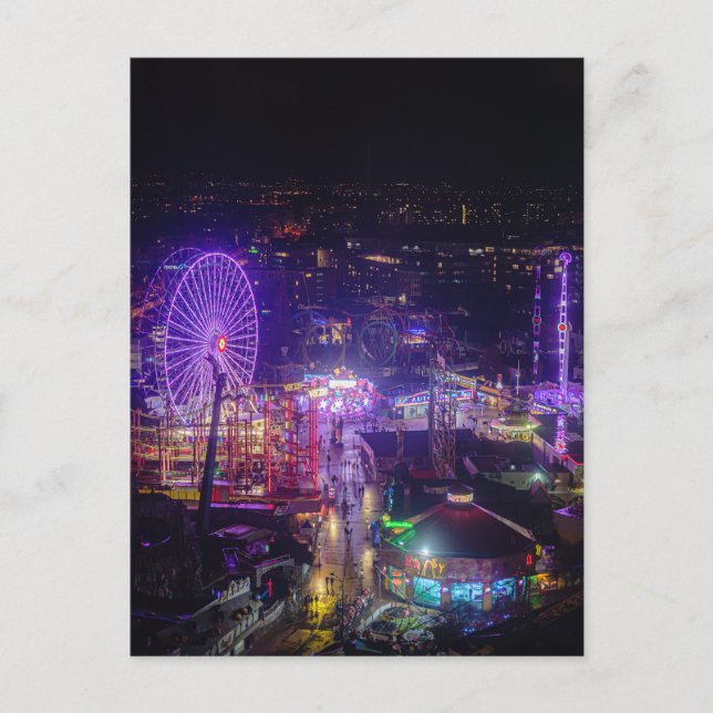 Cartão Postal Magical lights of Vienna's Prater park in night (Frente)