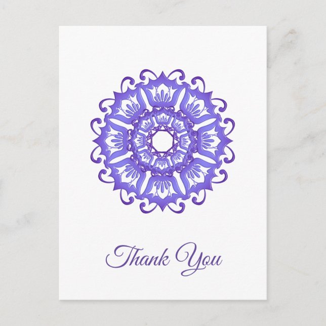 Cartão Postal Mandala floral violeta. (Frente)