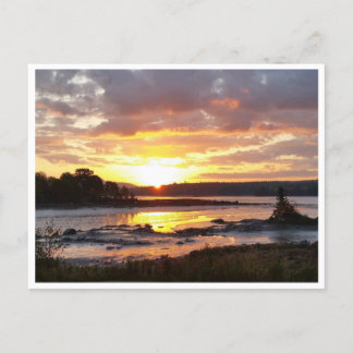 Cartão Postal Manhã da Queda na Costa do Maine