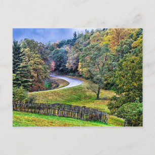 Cartão Postal manhã da temporada do outono na montanha de panta
