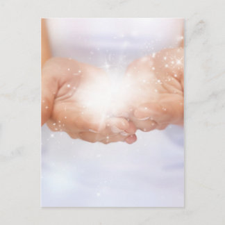 Cartão Postal mãos brancas de cicatrização de energia reiki aque