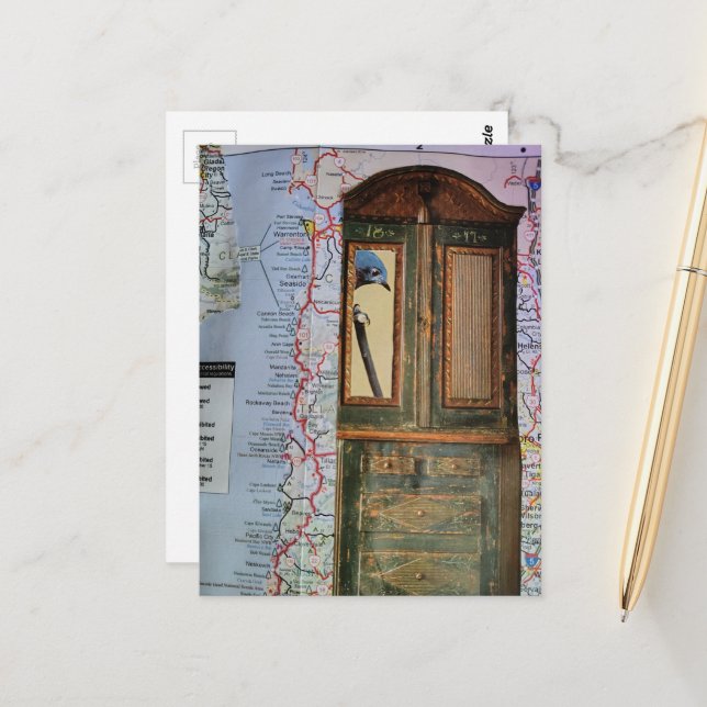 Cartão Postal Mapa com Pássaro em Colagem de Cômoda (Frente/Verso In Situ)