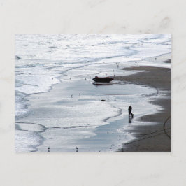 Cartão Postal Mar a caminho da costa ao anoitecer