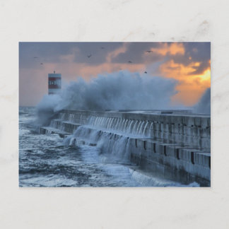 Cartão Postal Mar duro no Porto, Portugal