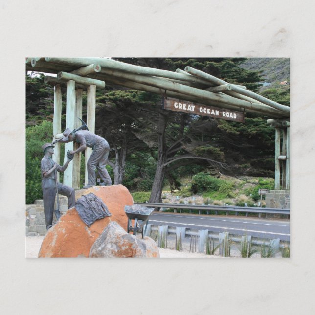 Cartão Postal Memorial de Estrada do Oceano excelente (Frente)