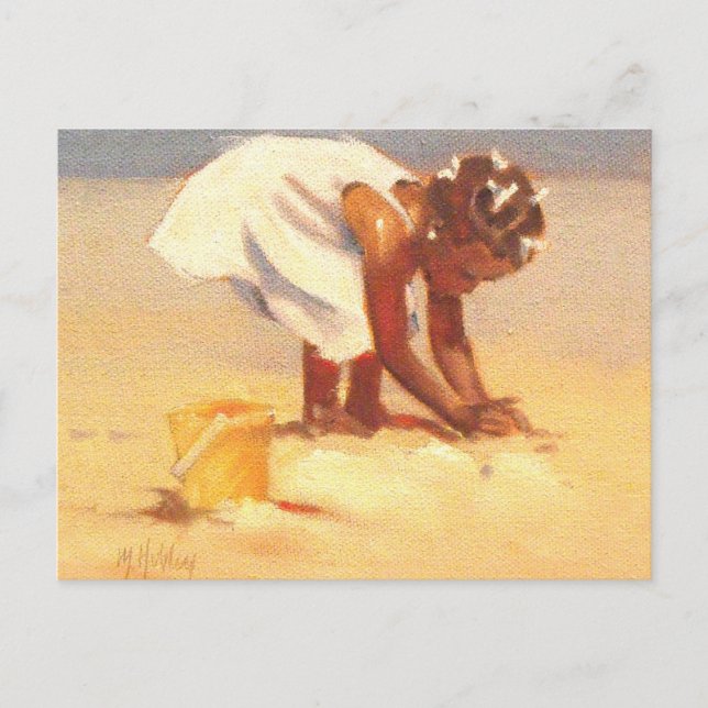 Cartão Postal Menina bonita brincando de areia (Frente)