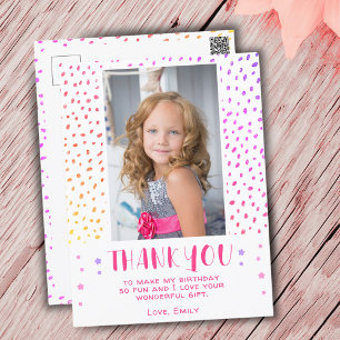Cartão Postal Menina de Estrelas Rosa Colorida Foto de Aniversár
