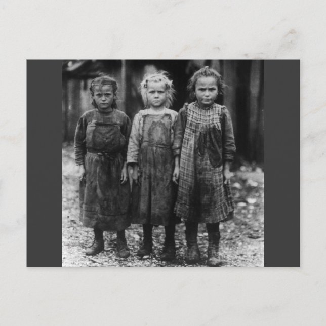 Cartão Postal Menina de Ostras, início dos anos 1900 (Frente)