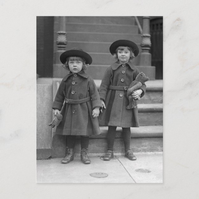 Cartão Postal Meninas com Ursos de Teddy, 1921 (Frente)
