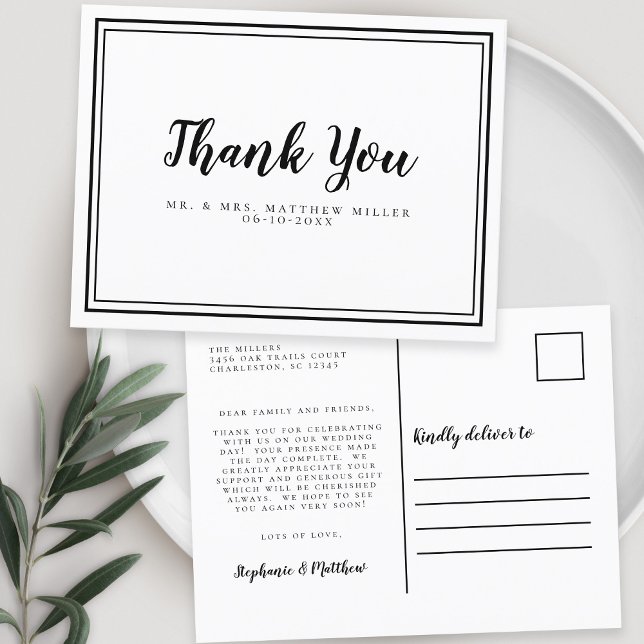 Cartão Postal Mensagem de Agradecimento de Casamento Minimalista (Minimalist Wedding Thank You Message Black & White Postcard)
