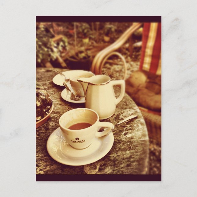 Cartão Postal Mesa da cafetaria (Frente)