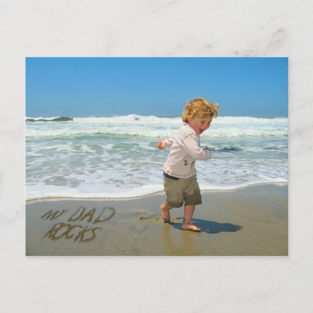 Cartão Postal Meu Pai Rocks! Areia Escrevendo diversão na praia (Frente)